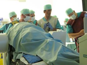 "ربط المعدة" للمراهقين: متى وكيف؟