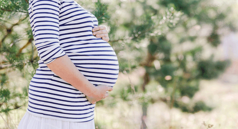 كم يعيش الجنين بعد نزول الماء