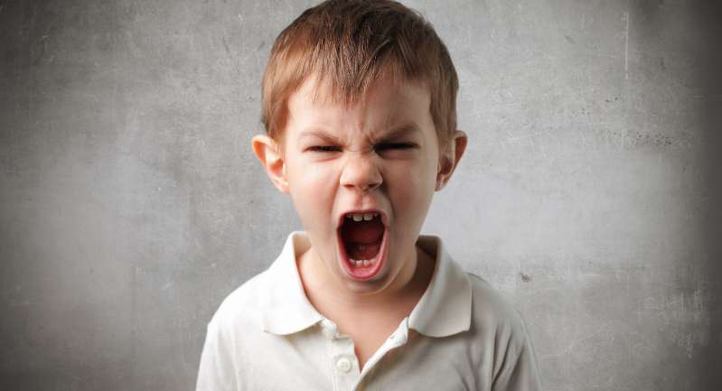 كيفية التعامل مع الطفل العصبي