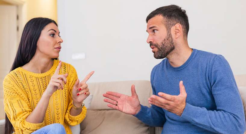 أخطاء تجنبيها لتربحي النقاش مع زوجك