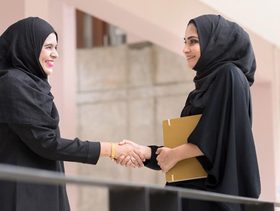 المرأة السعودية تحقق إنجازا جديدا والقضاء يوافق على استقلاليتها بالسكن!