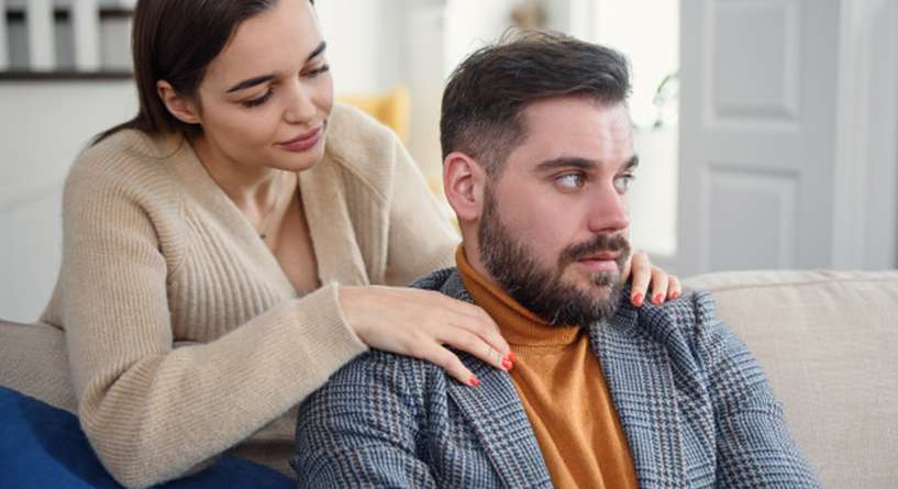 كيف ارضي زوجي الزعلان وهو الغلطان