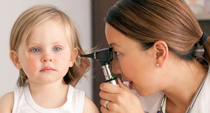 علاج الم الاذن للاطفال طبيعيا