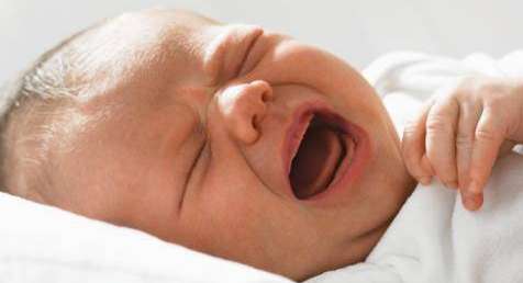 نصائح لتهدئة مغص طفلك