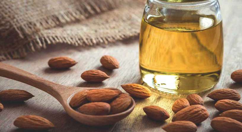 اكتشفي ما هي فوائد زيت اللوز الحلو للمنطقه الحساسه