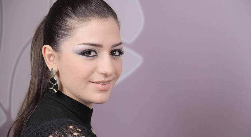 طرق وضع مكياج عيون لحجم أكبر بالفيديو | مكياج عيون ناعم