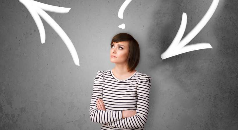 خدعة بصرية لقط يتوجه صعوداً أو نزولاً على السلالم