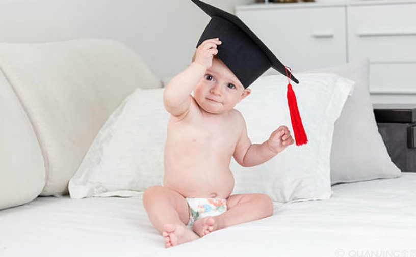 3 علامات تشير الى أن طفلك أصبح جاهزاً لاستخدام حفاضة كلوت!