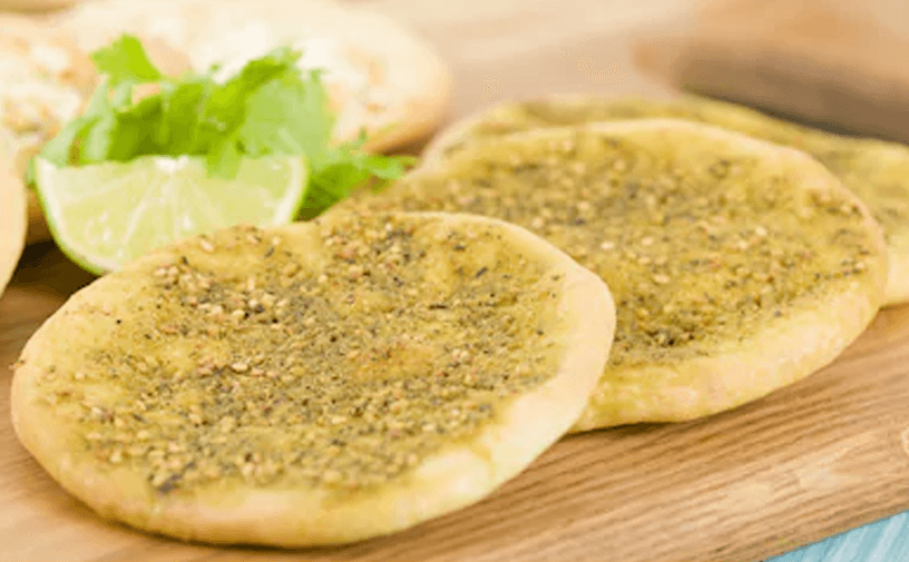 طريقة فطيرة الزعتر الشهية خطوة بخطة 