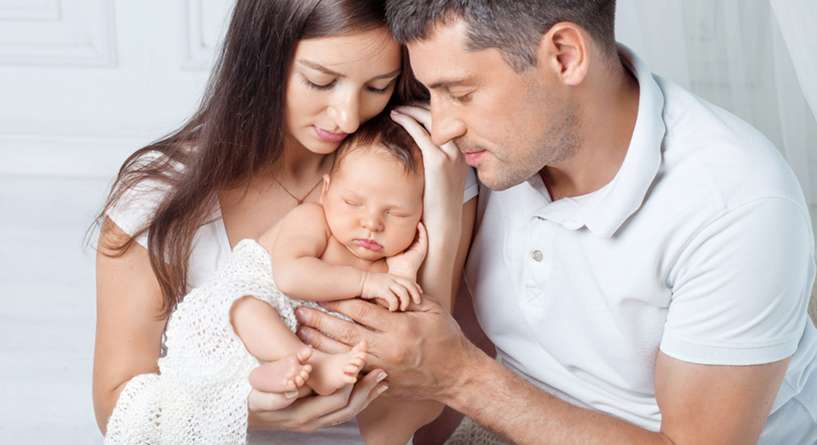 5 طرق يمكن للرجل من خلالها دعم زوجته المرضعة