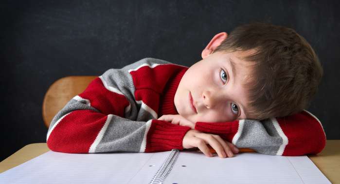 كيفية التصرف مع رسوب الطفل في المدرسة