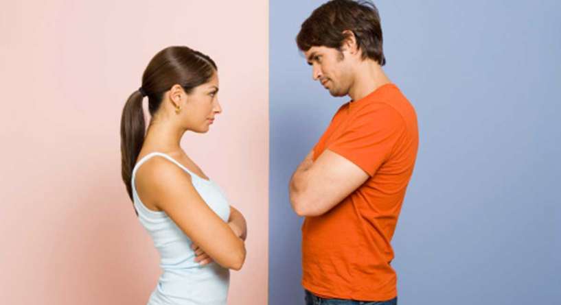 لماذا تعيش المرأة عمرًا أطول من الرجل؟