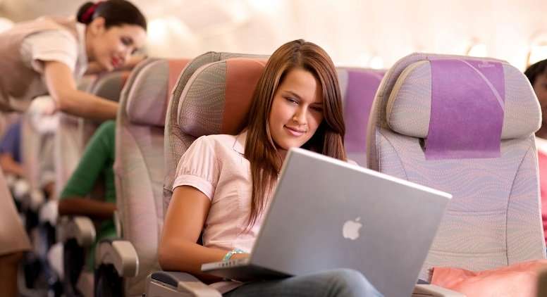 نصائح صحية أساسية إتّبعيها على متن الطائرة