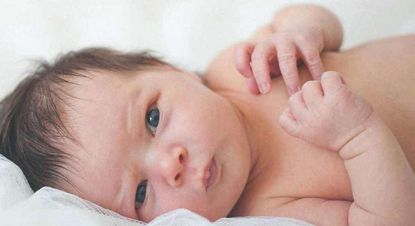 حيل لتعزيز ذكاء طفلك الرضيع