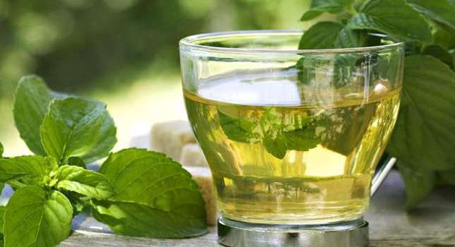 علاج التجشؤ بالاعشاب