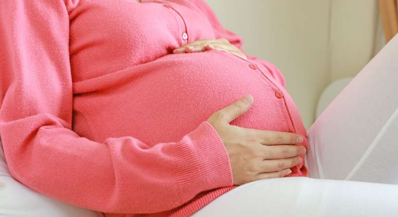 كيف افرق بين حركه الجنين والطلق