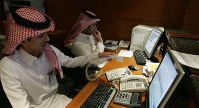 العمل لأكثر من 10 ساعات باليوم يرهق نظام القلب