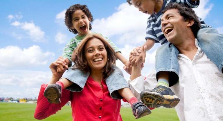 الأهل هل يميزون بين ولدٍ وآخر؟