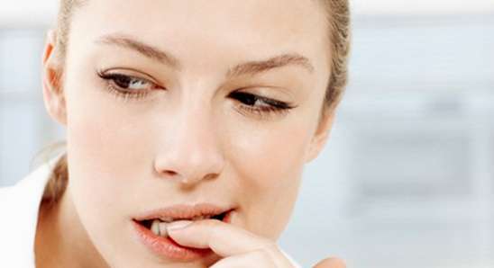 عادات سيئة تؤثر على المظهر