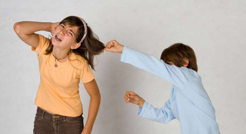 اخطاء تقترفها الام تجعل طفلها سيء السلوك