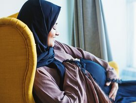 هل حركة الجنين مؤلمة في الشهر الثامن وعى ماذا تدل