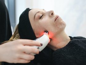 هل الليزر يؤثر على الدورة الشهرية وكيف تتخلصين من الشعر