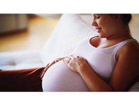 كيف تكون حركة الجنين في الشهر الثامن بالصور