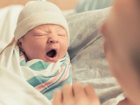 اعراض الولادة المبكرة في الشهر الثامن