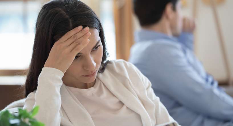 علامات تشير إلى أنك متزوجة من رجل يعاني من اضطرابات نفسية