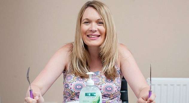 امرأة حامل مدمنة على تناول الصابون