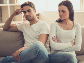 7 مشاكل ستواجهينها مع زوجك بعد الإنجاب وحيل معالجتها