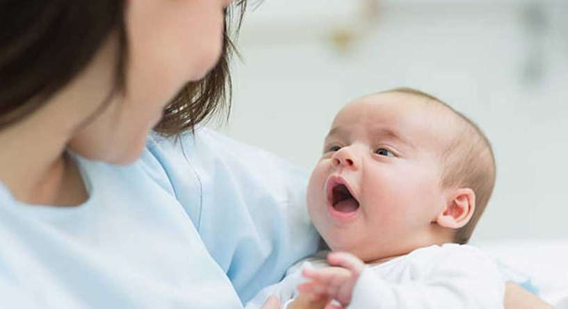 طفلك يعبر عن احتياجاته من خلال حركات جسده هذه!