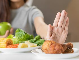 الاكل الممنوع لتجنّب ظهور حب الشباب قبل الزفاف